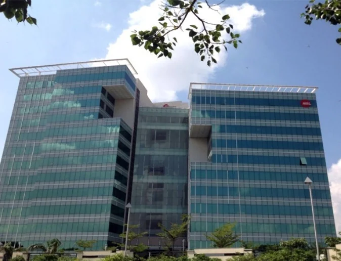 NSL ARENA Tower 2